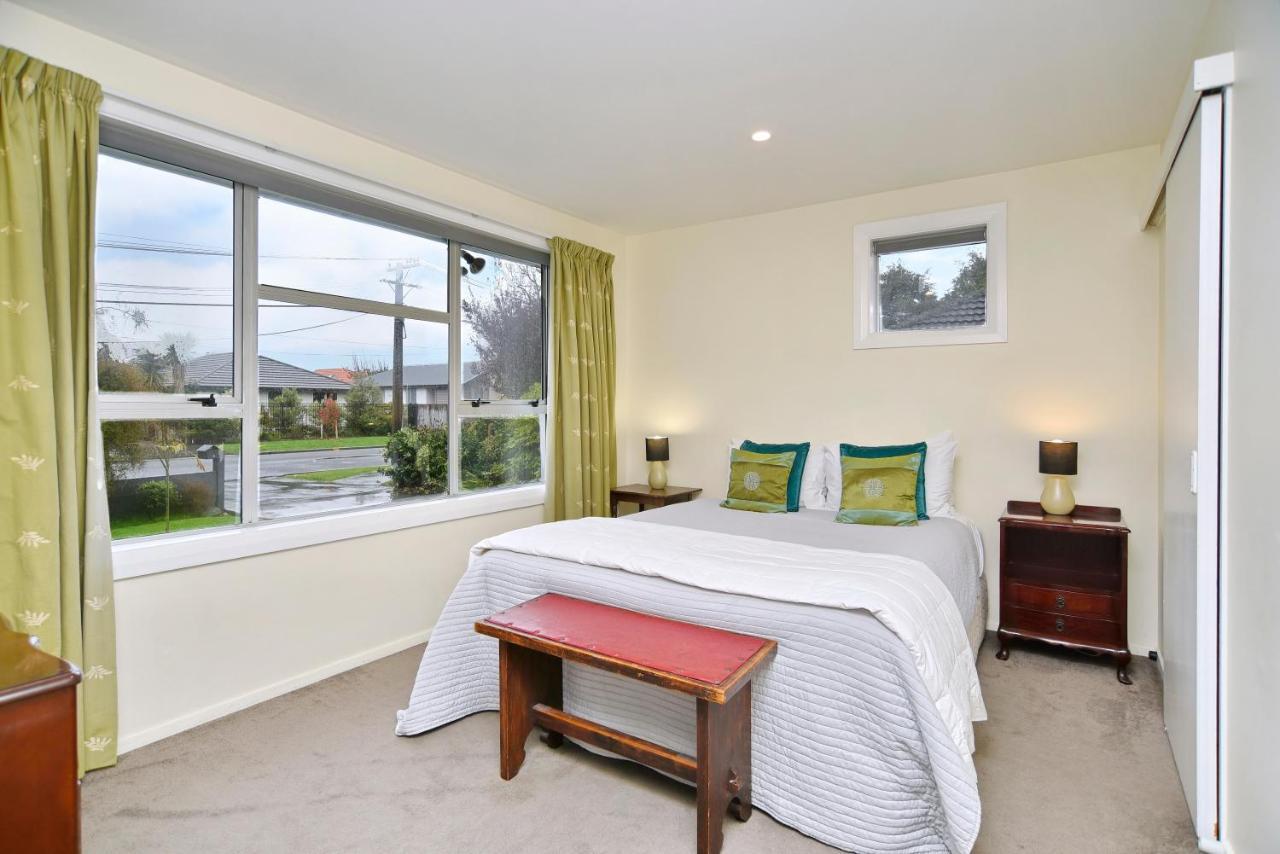 Charlesworth Villa - Christchurch Holiday Homes Exteriör bild